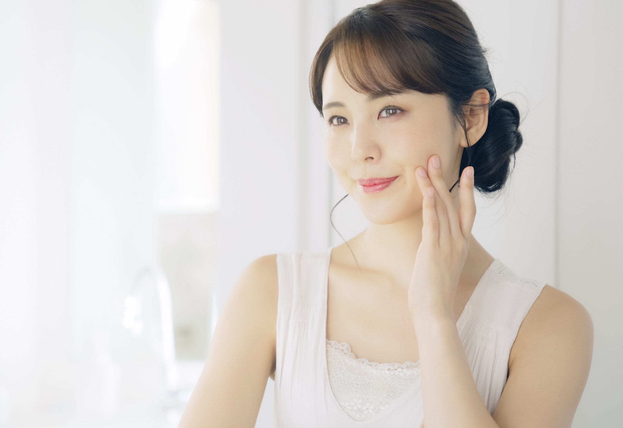 乾燥肌のニキビにおすすめの化粧水10選 ニキビ跡対策 スキンケア方法 Laurier Beauty ローリエビューティー