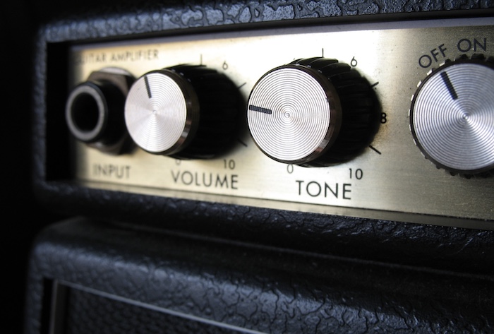 アンプを高く売るコツは？