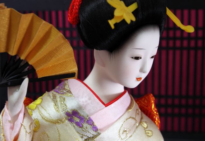 高額査定となりやすい日本人形の特徴は？