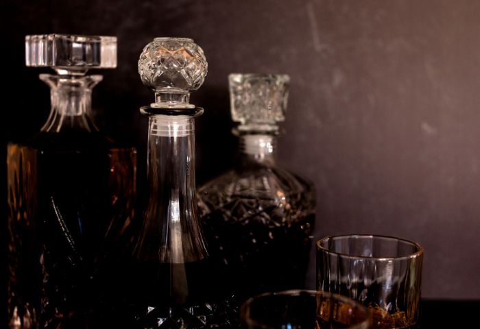 お酒の買取方法はどれがいい?