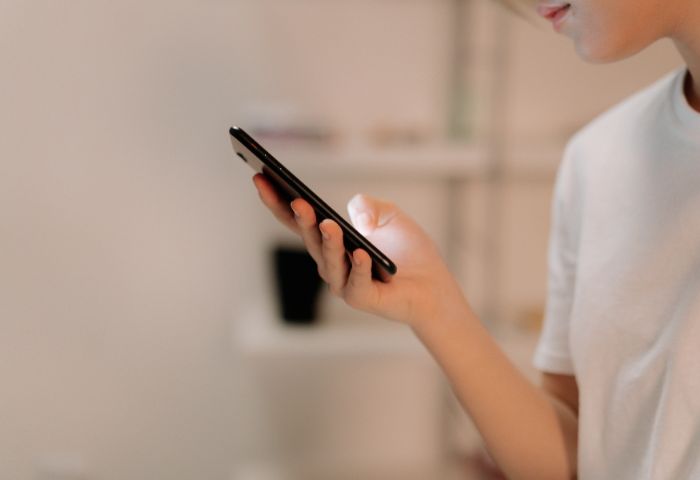 壊れたiPhoneは下取りもアリ?買取とどっちが高く売れる?