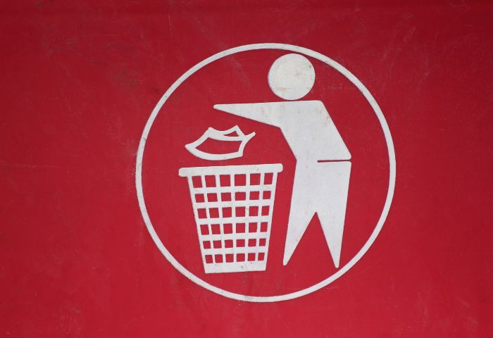 ガラスケース入り日本人形の処分方法