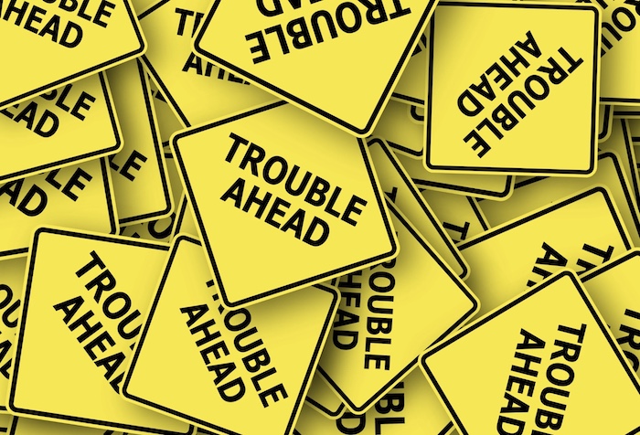 出張買取ではトラブルに注意！選ぶ際のチェックポイント