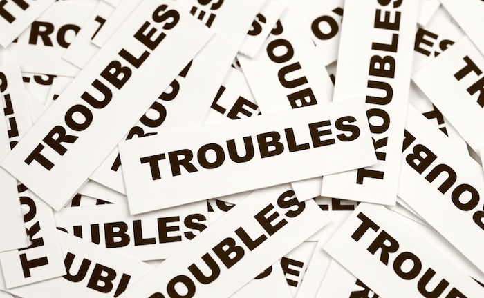 出張買取ではトラブルに注意!選ぶ際のチェックポイント