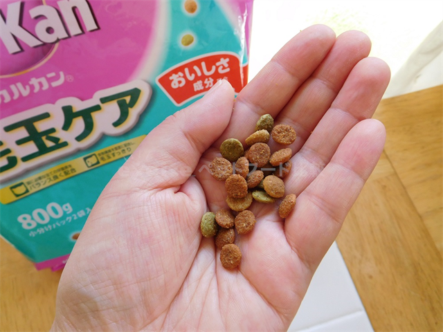 カルカン 毛玉ケア ドライキャットフードの安全性や口コミ評判は？