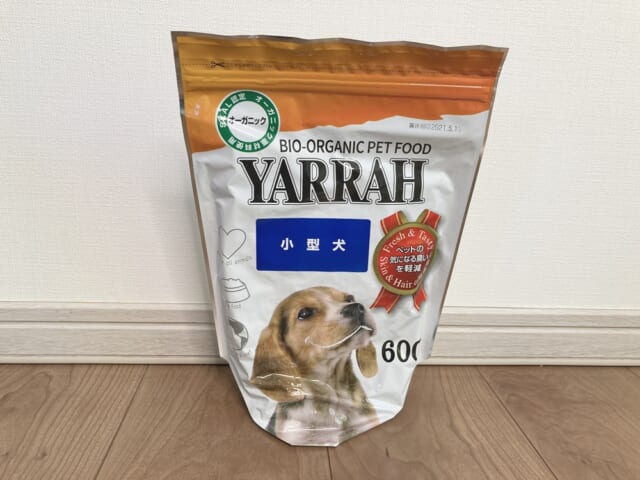 YARRAH ヤラー センシティブ 2kg オーガニック ドッグフード ドライ 犬 ごはん 口臭 涙やけ 無添加 化学薬剤無添加 遺伝子組み換え作物不使用 オーガニック認証 グルテンフリー 皮膚病 正規品